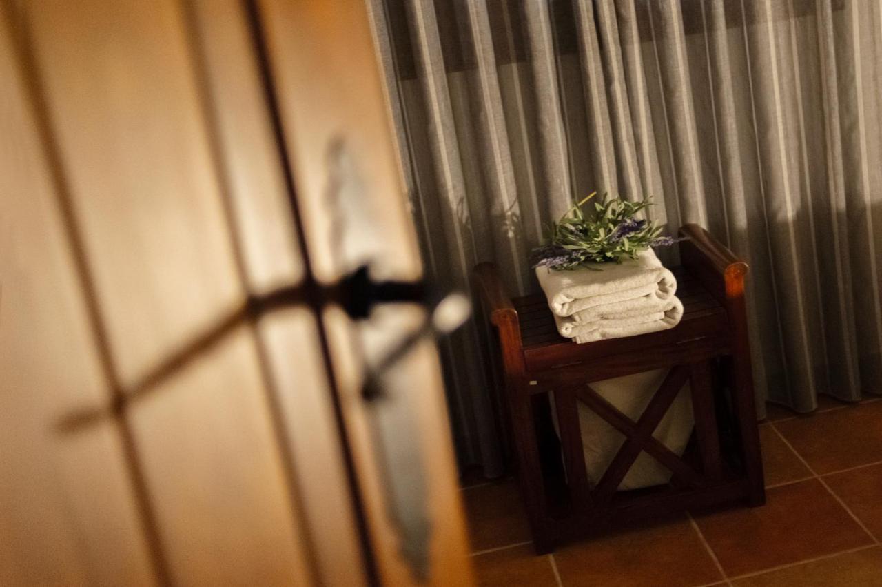 Casa Rural La Loma Nohales Екстериор снимка
